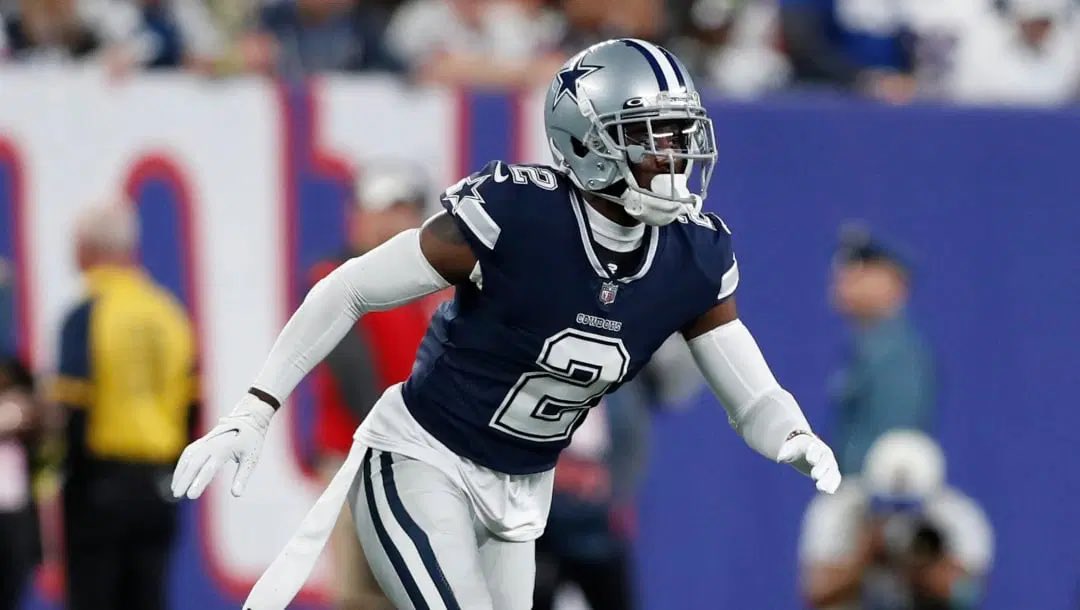 This is nice: #Cowboys CB Jourdan Lewis was struggling with mental health during his difficult injury recovery and wouldn’t answer text messages from anyone on the team…so the entire coaching staff AND team showed up at his house, per @VoiceOfTheStar “It made all the…