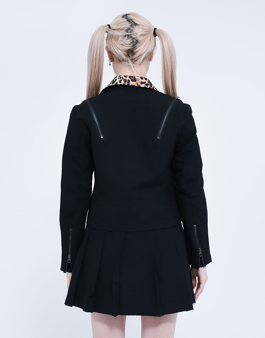 civarize_store's tweet photo. 【NEW ARRIVAL】

REFLEM【レフレム】
クロップドツイルライダースジャケット/全2色
16,280円(税込)

▼商品ページ▼
https://t.co/ZqVtnsCMRV https://t.co/yhmYK0vfPY
