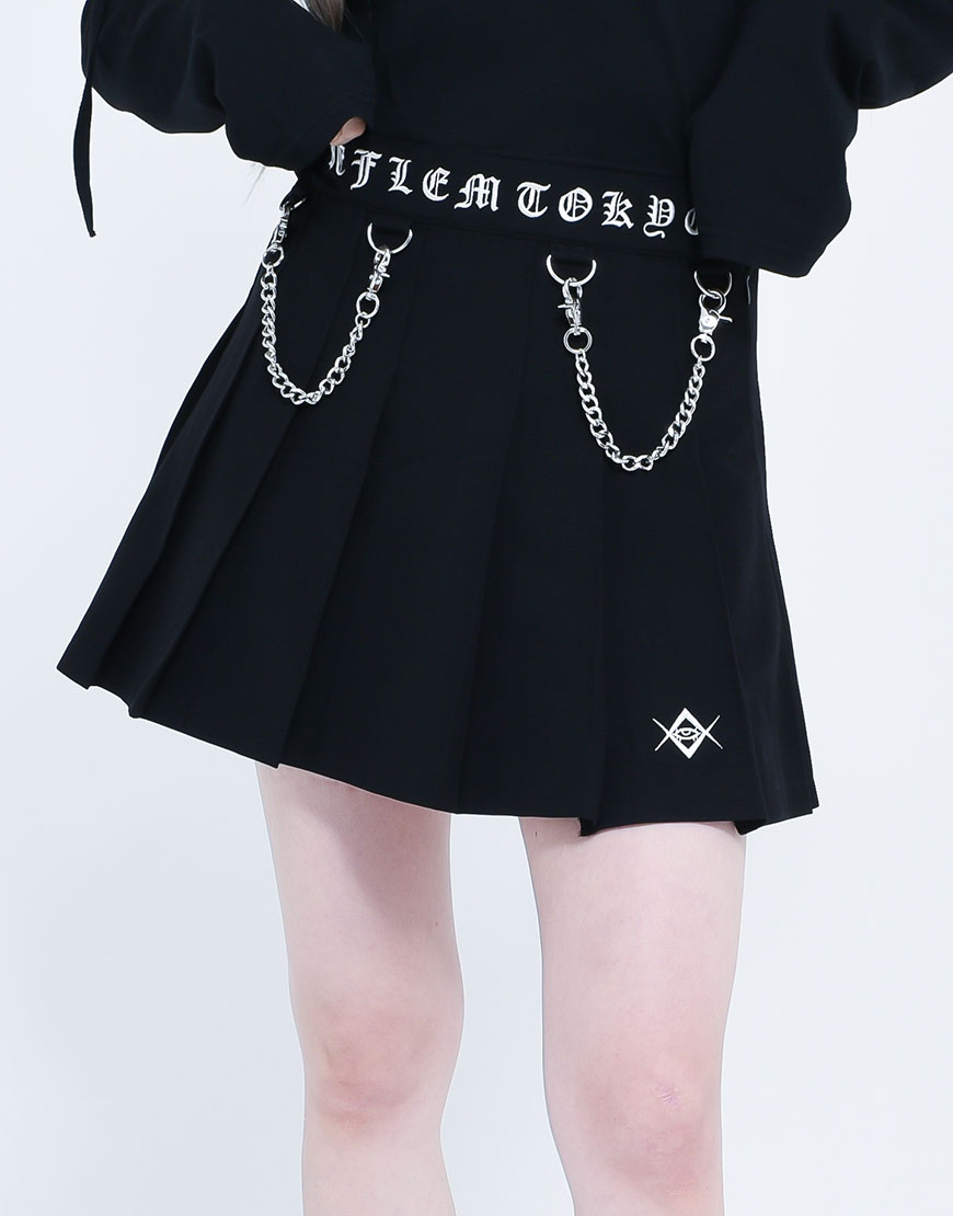 civarize_store's tweet photo. 【NEW ARRIVAL】

REFLEM【レフレム】
プリーツチェーンスカート/全2色
12,980円(税込)

▼商品ページ▼
https://t.co/1axKFtMlSq https://t.co/kKGTGj2ydP