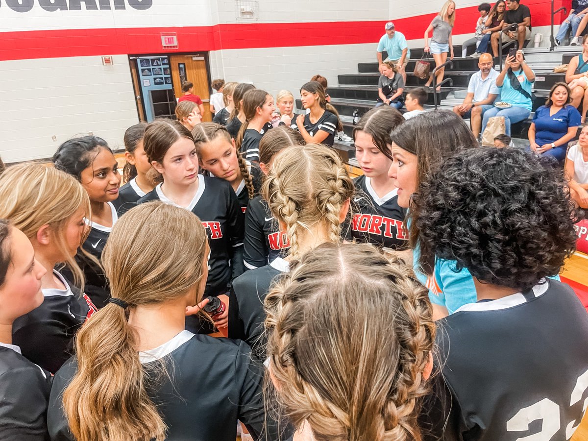 Courtney Sinclair tweet media