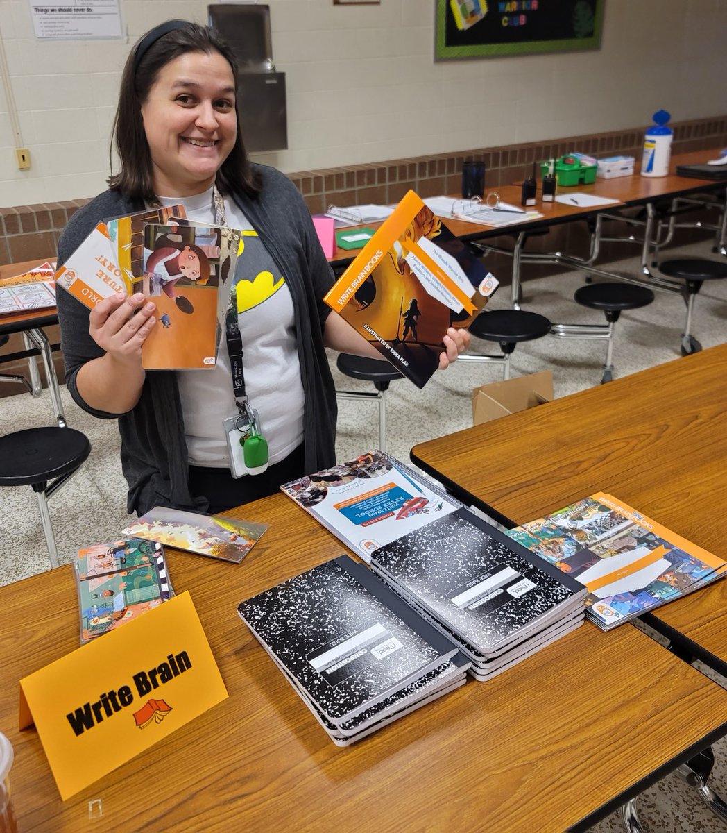 ChiquitaEstavan's tweet image. Introducing….. Write Brain 💭 📝✍🏽📓📔CIA students @AlbrightMS are ready to sharpen their writing skills, and become published authors 🤓📖📚. @AliefISD_CIA #CIAinaction #Writebrain#WarriorClub#Alief