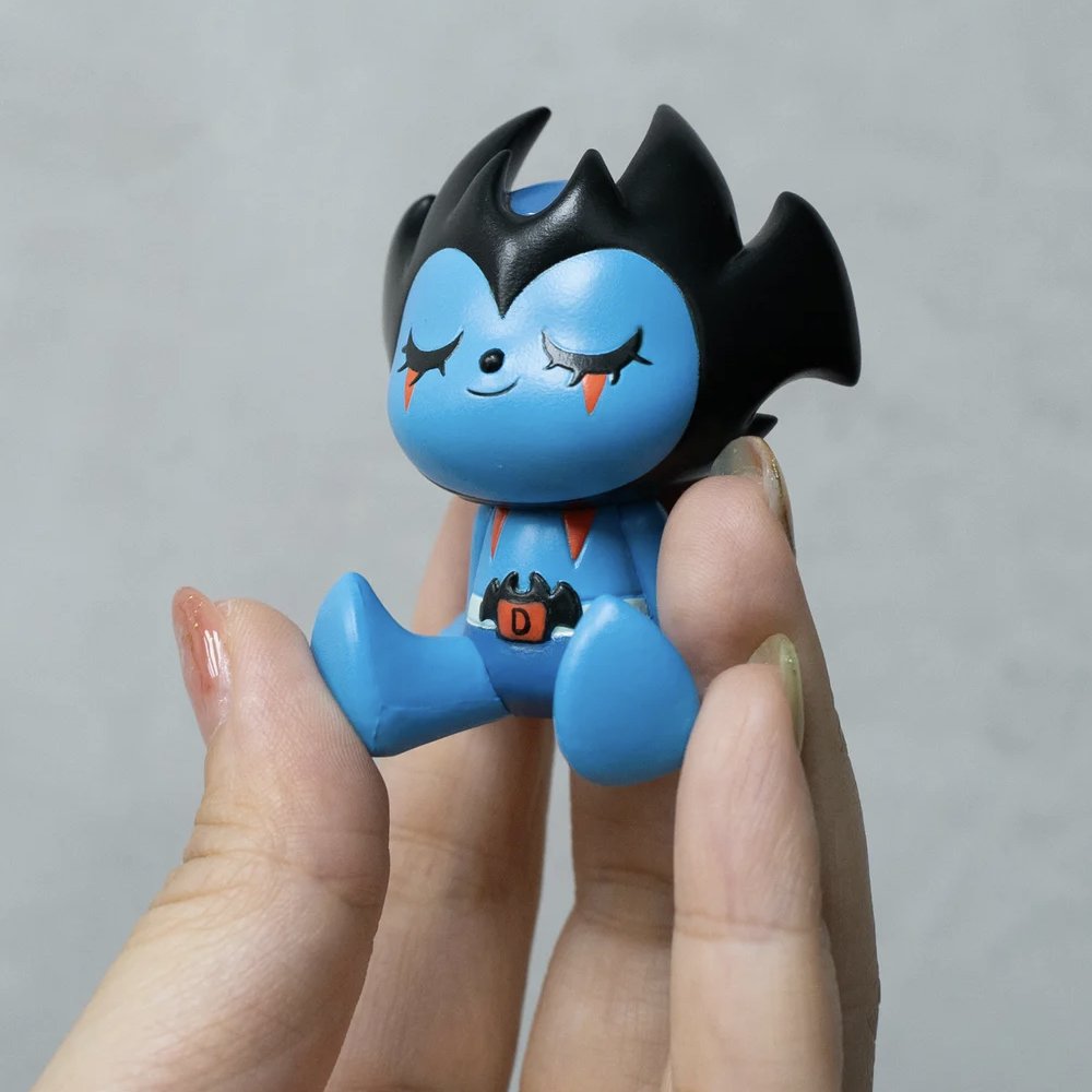 toysrevil's tweet photo. #TOYSREVILTOYTWEETS: DEVIL GREENIE BLUE Edtn from #TooNatthapong X #UnboxIndustries is licensed from GoNagai's #DynamicPlanning drops Sept2 on https://t.co/KdWj0IKrrm (HK: 23:00PM).

- Approx 3" tall
- #SoftVinyl
- US$20 each

#toysblog
#designertoy
(+) https://t.co/s7pSss7nXj