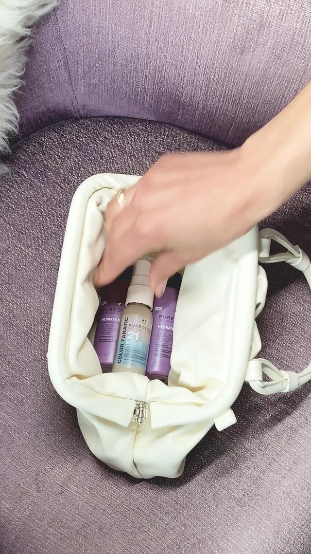 ✈️ Traveling pro-tip: Only pack the essentials 😅⁠ @pureology

.
.
. #specialfxsalonsanjose #specialfxsalonanddayspa #sanjosesalon #saloncentric #saloncentriclosgatos #behindthechair #summitsalon #summitsalonsanjose #sanjosehighendsalon #sanjosehairstylist #sj...