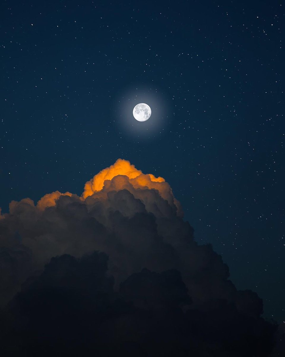 zz_8848's tweet photo. Those beautiful moonlights.
#photograph #headshot #portrait #photostudio #stockphotos #photoprinting #weddingphotography #photogallery #naturephotos #flowersphotos #photoshoot #boudoirphotography #portraitphotography #photoart #weddingphotographer #couplephotos #photocamera https://t.co/CpSNgBzE4j