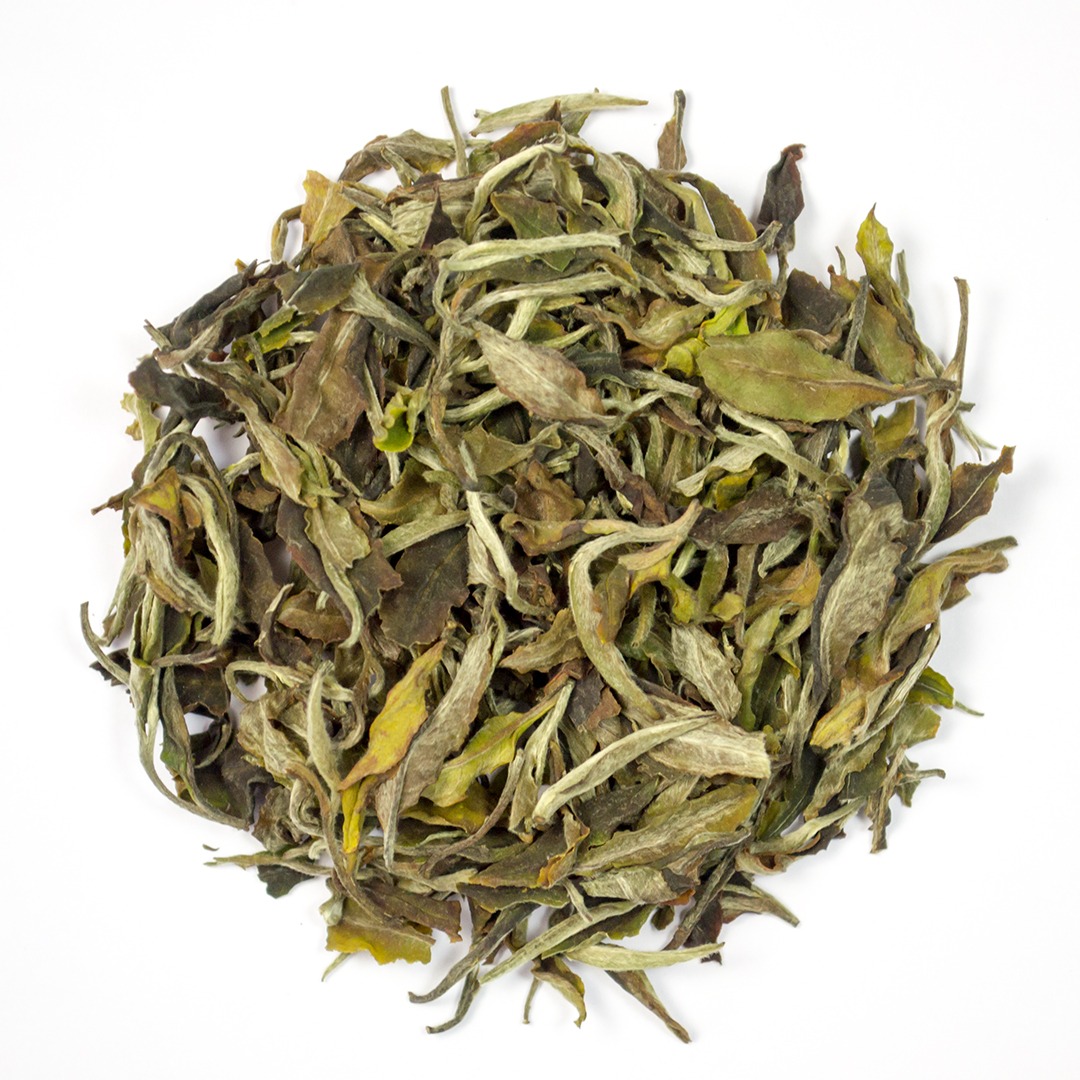 GopaldharaTeas's tweet photo. Imagine putting this beautiful hand crafted teas in a tea bag. It wont fit. The thruth is their is hardly and aroma and delicate flavours in tea bags. Most of them just brew strong. Switch to easy brewing tea pots to enjoy real tea. https://t.co/MetoZIzRK8