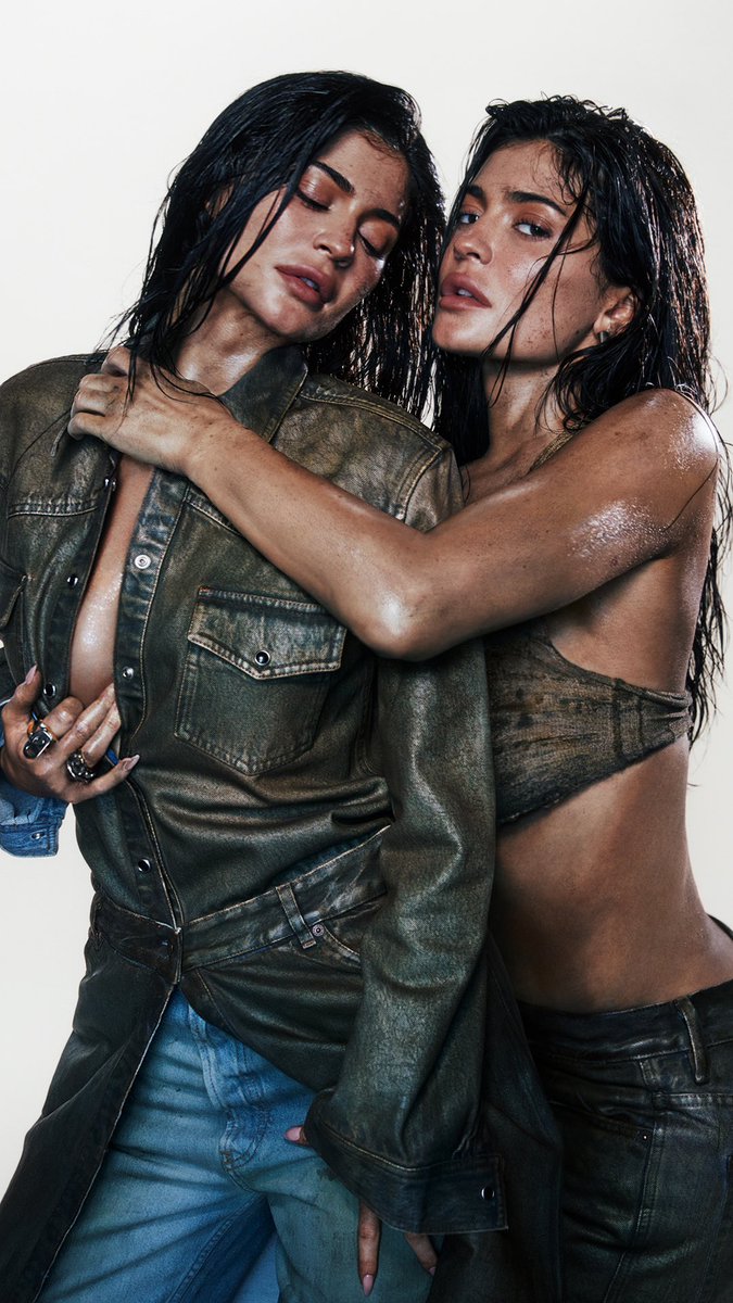 upnextdesigner's tweet photo. Kylie Jenner fronts the Acne Studios’ FW23 denim campaign https://t.co/6xQeZeYOD6