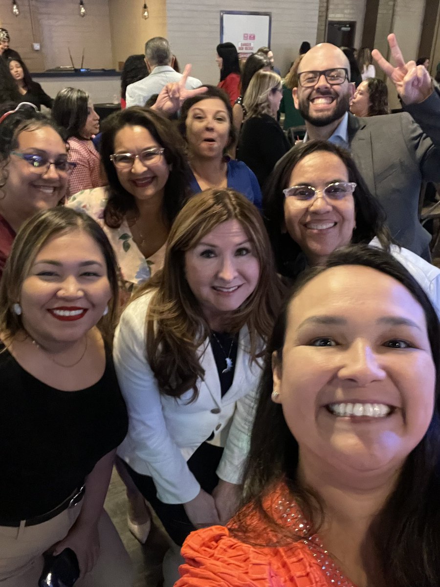 MsRiveraColon's tweet photo. The kickoff was a blast! 
#BackToSchoolKickoff
#AHSA 
#DallasISD
#DLCadre https://t.co/qvy1k9qxDS