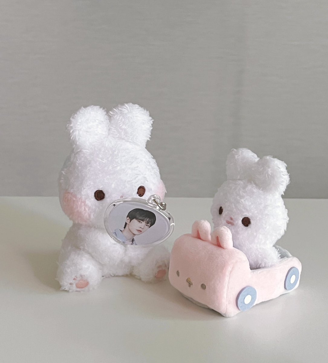 오늘 13시 55분에 폼이 오픈됩니다🙂 선착은 정확히 14시부터 입금순에 의해 명단이 결정되니 주의하시길 바랍니다. 

14시 이전 입금은 해당되지 않으며, 은행 전산 상 출금 내역과 입금 내역 간 시간이 정확히 일치하지 않을 수 있으니 참고하세요🤍