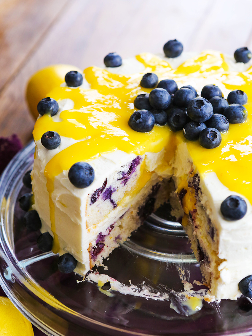 DreamyTechGirl's tweet photo. Lemon Blueberry Layer Cake Recipe with Lemon Buttercream!
recipe @ https://t.co/LP5n0GKqsU https://t.co/nhmvAqO7U8