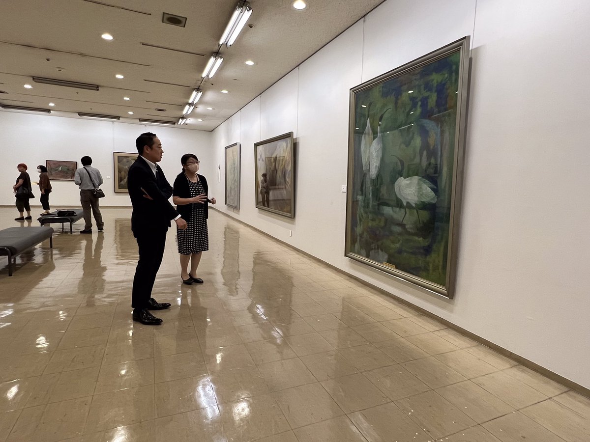 ubecity_mayor's tweet photo. 9/1（金）
宇部市文化会館で開催されている「松田正平・西野新川展」を鑑賞しました。
宇部市が誇るお二人の作品展は、9月11日（月）まで開催されています。是非ご鑑賞にお越しください。
*
#宇部市長の活動報告 https://t.co/6MIsH2Vb7w
