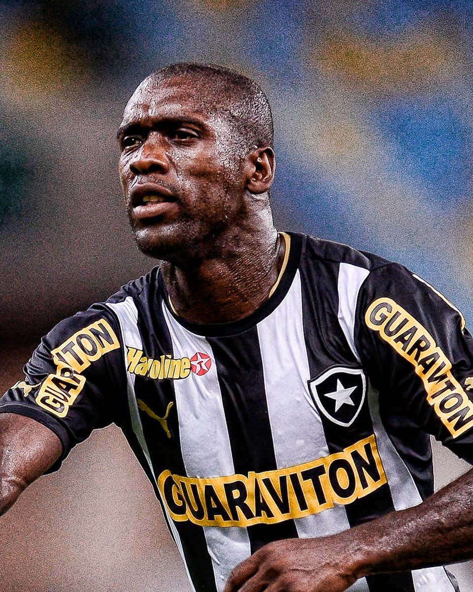 informafogo's tweet photo. "O Botafogo é um clube conhecido no mundo. O fato de poder vir aqui, jogar no país que sempre admirei quando criança, era um sonho para mim. Eu queria jogar futebol ainda e não ir para China ou outro país só por dinheiro. Eu queria também jogar futebol."

- Seedorf, no PodPah https://t.co/RVhU7cXzAG