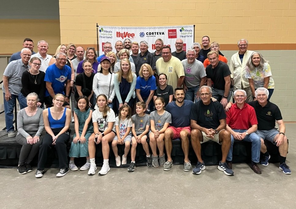 BREAKING NEWS: ✔️ 39,000 meals packed inside of 2 hours ✔️ 600 kids in Iowa & around the globe 🌎 to be fed in next year ✔️ The #DMAMRotary Club #StillUndefeated 🏆 with #ServiceAboveSelf #TheFunClub #DSMUSA 🇺🇸 #CatchDesMoines @MftH #FightHunger