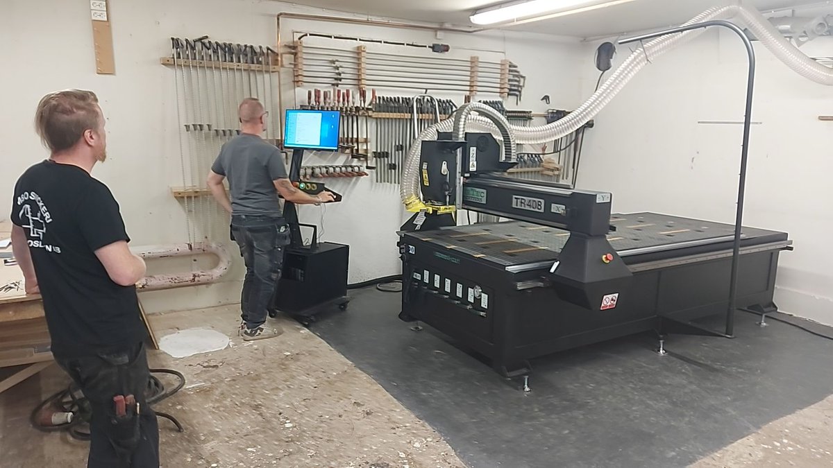 TinaTigerTec1's tweet image. TigerTec SHOP series CNC successfully installed in customer&apos;s workshop in Europe. 
Contact me for machine&apos;s more information. 
Email: tina@tigerteccnc.com.cn
Whatsapp/wechat: +86 18560168107
#cncworkshop #cncrouter #woodcnc #cncroutermachine #cncengraving #cnccarving #cnccutting