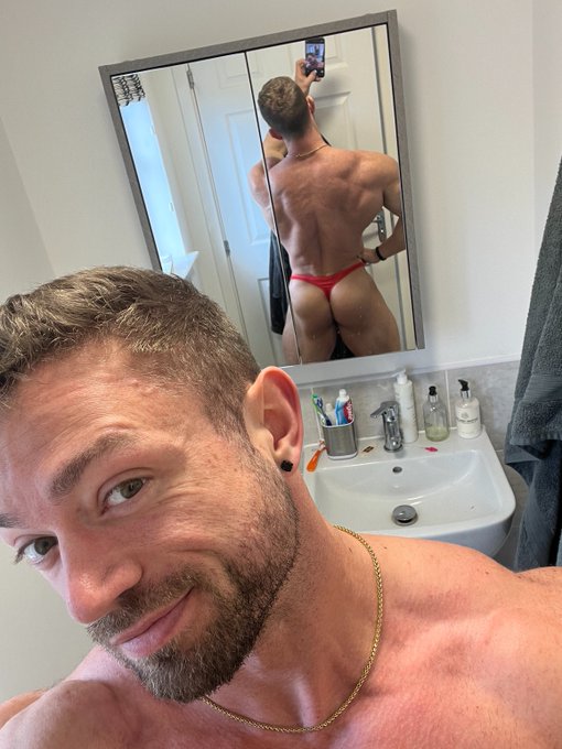 How's the back looking? https://t.co/ibkWHv4KKa