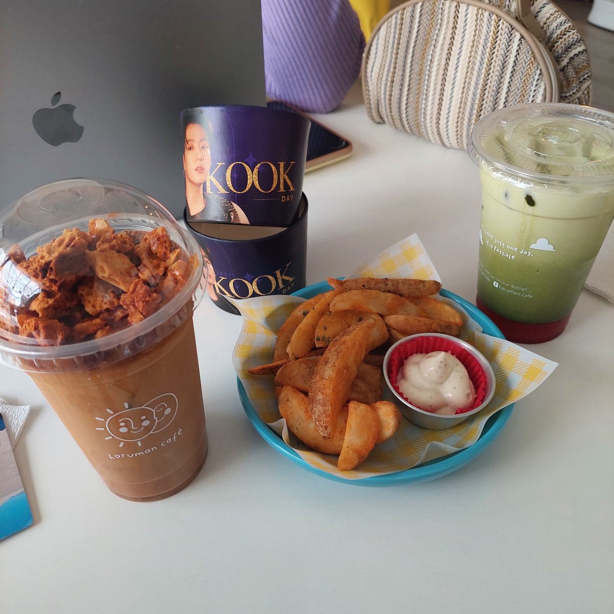 Happy Jungkook Day! 🤍
📌 haruman Cafe, Makati