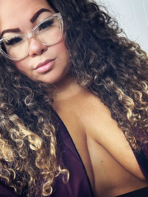 September is almost here! I&rsquo;m planning shooting videos little by little.  What do you wanna see from<a href="/tag/mvsales"class="tags"><span>#mvsales</span></a>