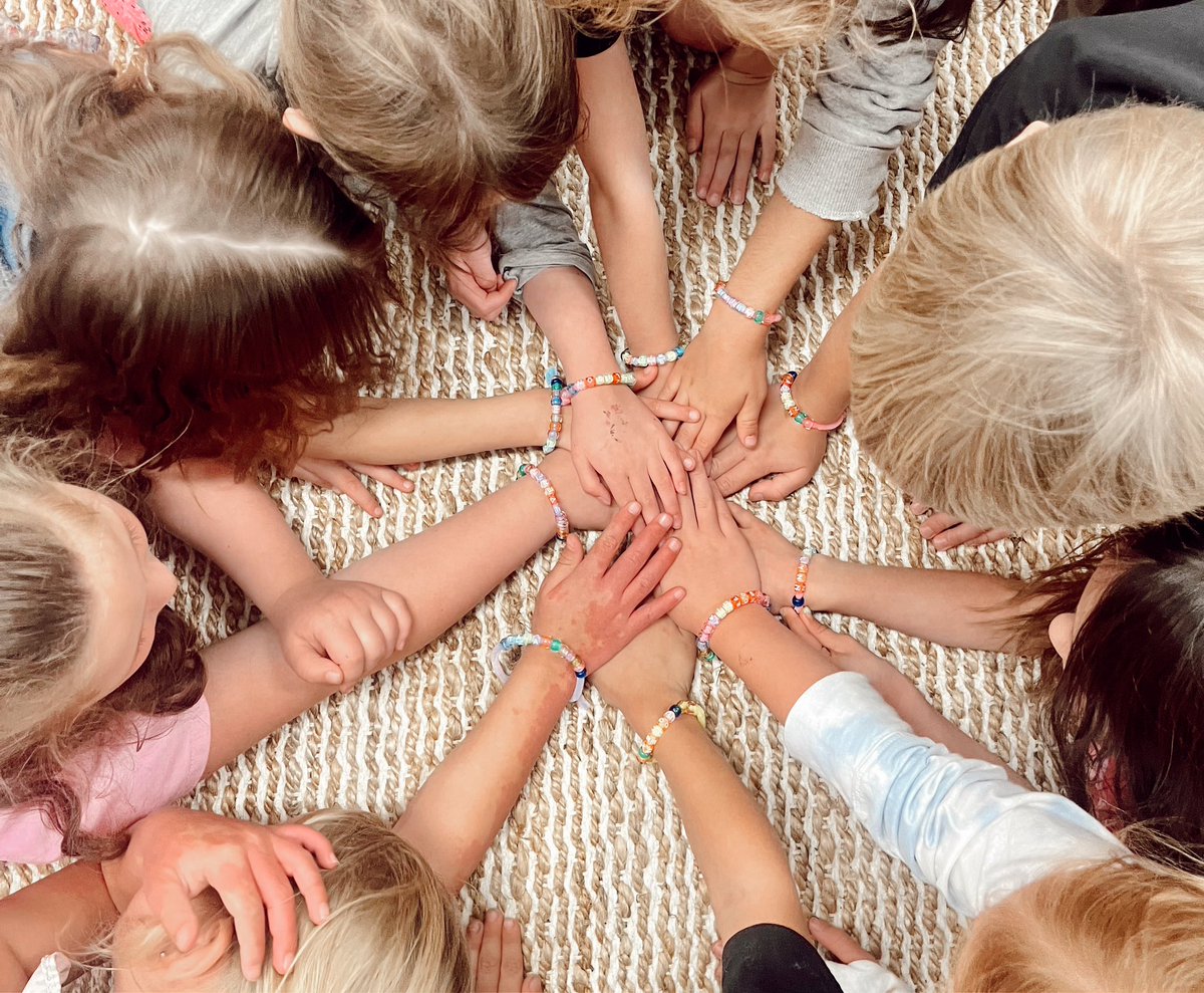 “so make the friendship bracelets” 🎤
we had the BEST first day in grade 1! oh how I missed being with littles 🤍✨<a href="/Stlcs_EICS/">St. Luke Catholic</a>