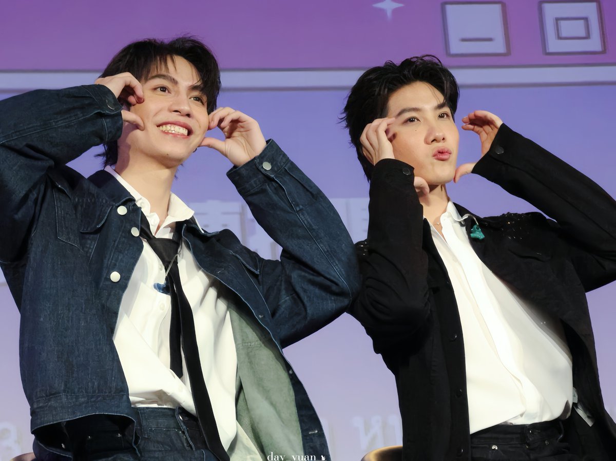 day_yuan's tweet photo. 🧡🤍🫶😘
2023.08.06 #FKreadyforTP
@Firstkpp @myktnw
#펏땅 #퍼스트 #카오탕
#FirstKhaotung
#FirstKanaphan #khaotungg
#khaotungthanawat
#กองทัพของเฟิร์ส #เด็กน้อยของขต #เฟิร์สข้าวตัง
#day_yuan https://t.co/otIYoJP52B