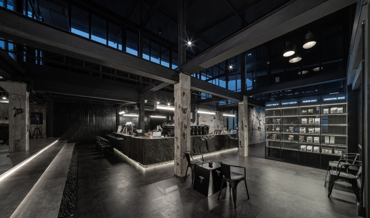 Architizer's tweet image. In this café, architecture meets technology, with designs inspired by computer components, turning each sip of coffee into a byte of digital artistry.

Details: arc.ht/47V6kzU | 📍Bangkok, Thailand