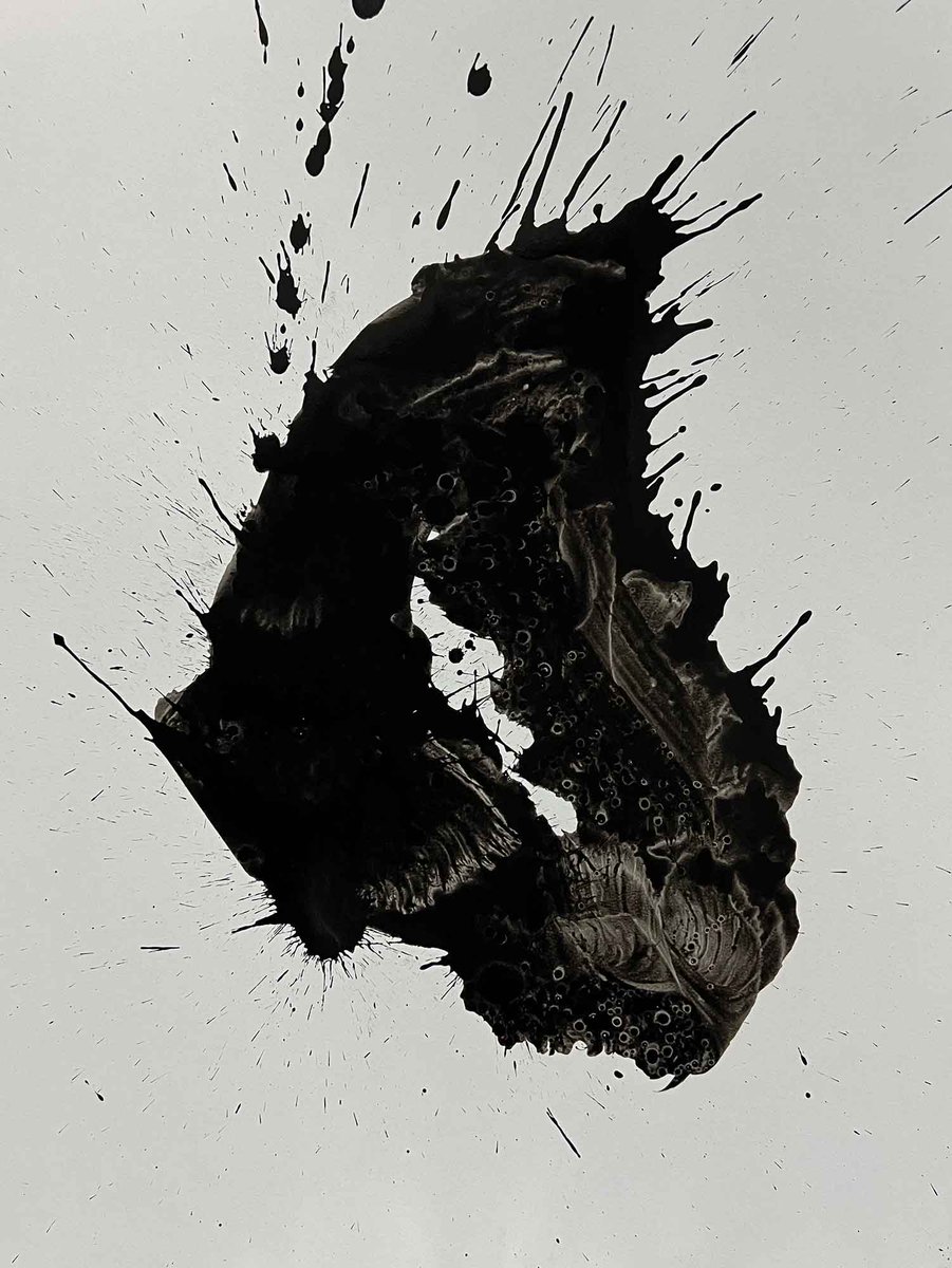 gz______gz's tweet photo. The Time ( The Interval ), 2023

size. H420mm x W297mm
artist. GZ @gz______gz
media. Japanese INK on Paper

Time for a moment. https://t.co/d4mOjs4h2I