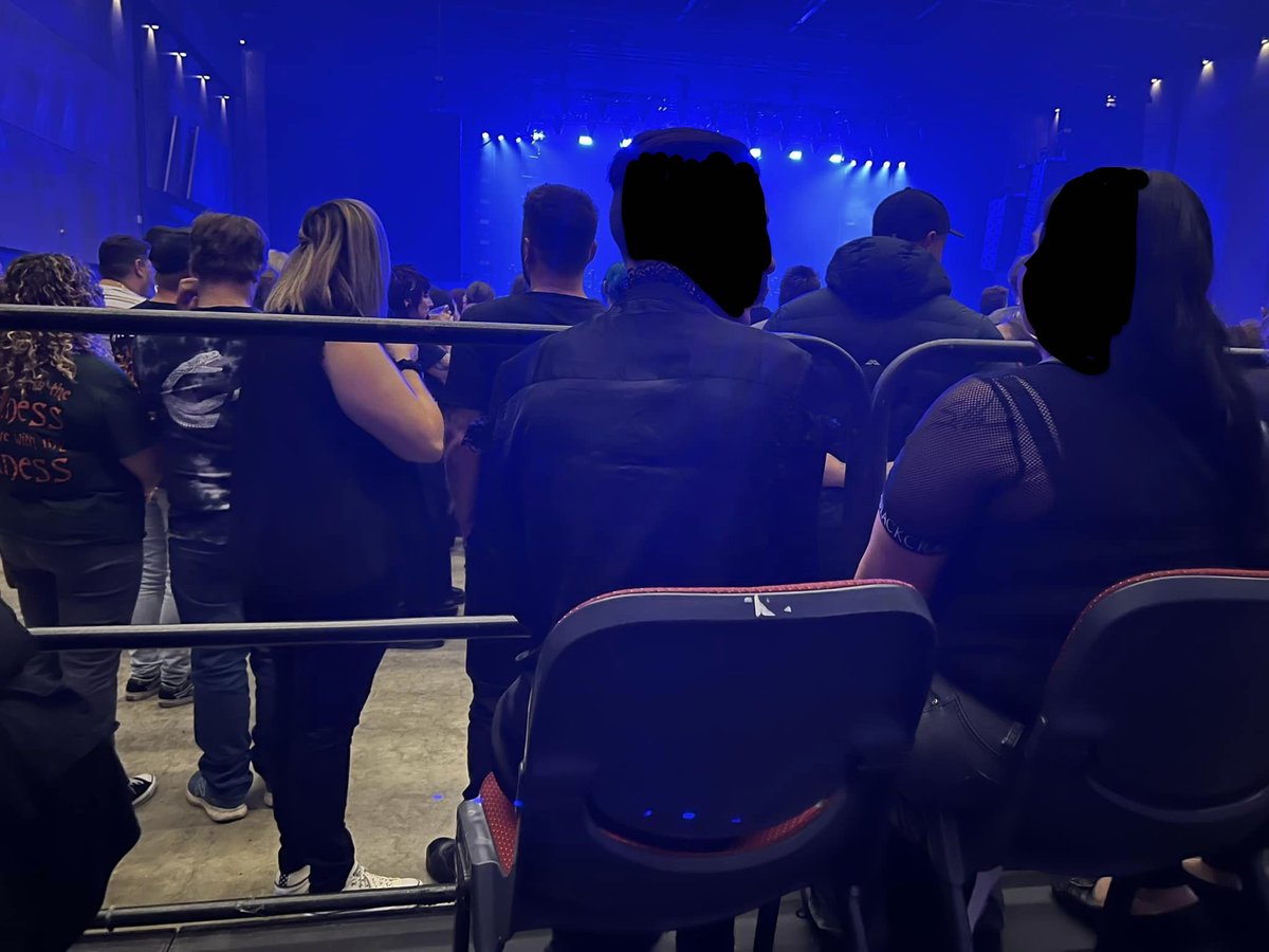 ZiaWesterman's tweet photo. A tick off my bucket list: see #Evanescence live! Although my view was absolutely shit, all I could see were the backs of peoples heads ( accessible seating area), I still got to experience the music and how loud concerts actually are! Evanescence is absolutely amazing #Adelaide https://t.co/mgh1b8z3VE