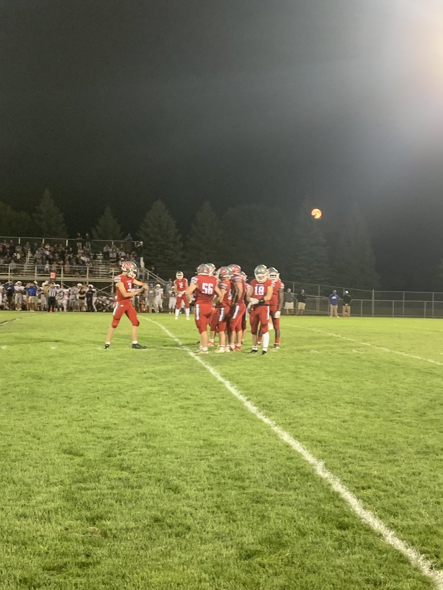 swchssports's tweet photo. The White Hawks take down the Wolfpack 24-7. #swchs https://t.co/6DxlnyUzVn
