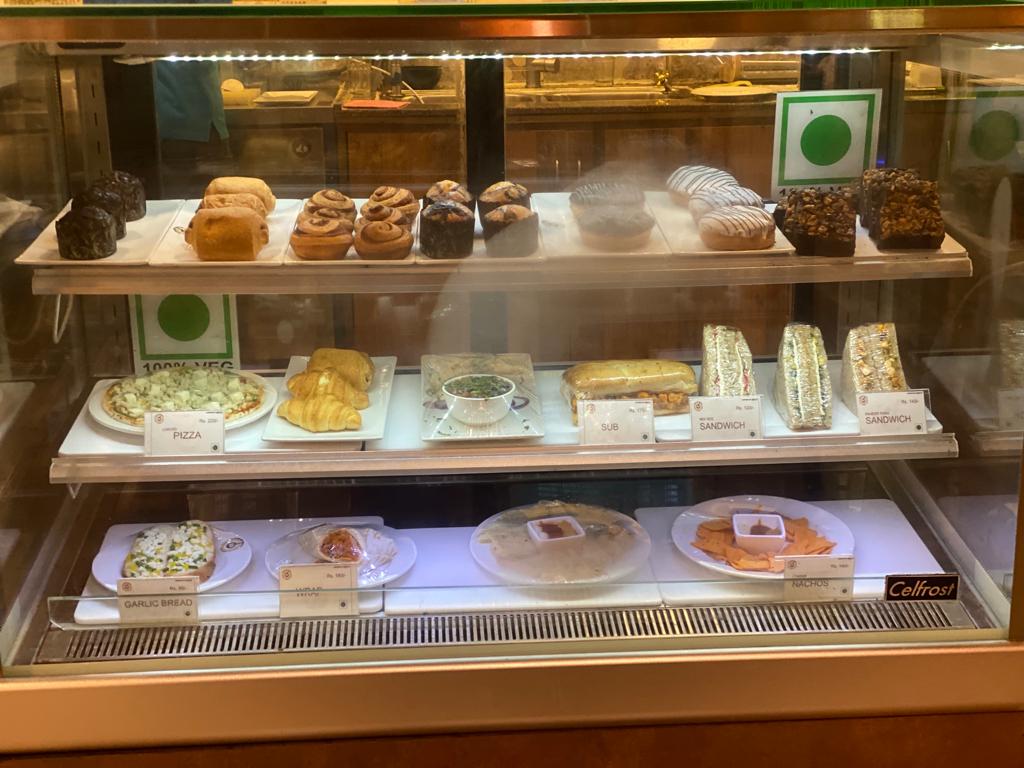 EspressoDrive's tweet photo. Espresso Café - in #GurugramProvide quality foods via popular Food venders like #Swiggy , #Zomato and #DotPe . #Eggless/ #Vegetarian/ #Vegan food in market ,hygienic, healthy and organic food products which will be available at our outlets. https://t.co/YiZnPUy3CK https://t.co/Q2MJxjb8wr