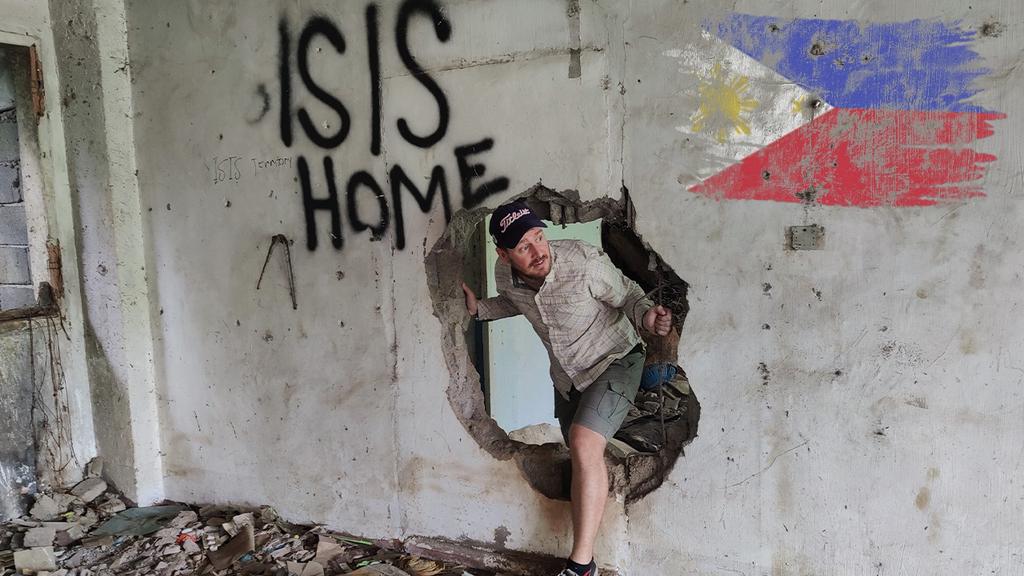 dodoexplorers's tweet image. Life After War In Philippines (Marawi Siege) Watch The Documentary here ⬇️
youtu.be/TN7lweGEmuk

#Philippines #marawi #isis #documentary #youtube
