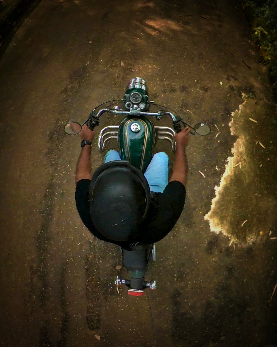 This thump is magical #bulletmerijaan <a href="/royalenfield/">Royal Enfield</a>