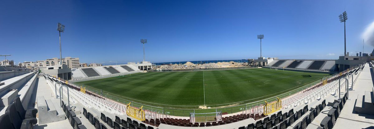Daplast's tweet photo. 📽️horas antes del estreno del estadio del @RBL1912 🖤🤍 #Linense #asientosDaplast #Seatingisourgame https://t.co/wY86Wvpr1M