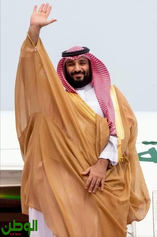 ادام الله تلك الابتسامة وتلك الهيبة وهذا العز  والمجد الذي صنعت في بضع سنين لم يصنعة أي حاكم على مر التاريخ، 
صنعت شموخا وفخرا بالسعودية ليس له مثيل في هذا العالم
#محمد_بن_سلمان_بن_عبدالعزيز