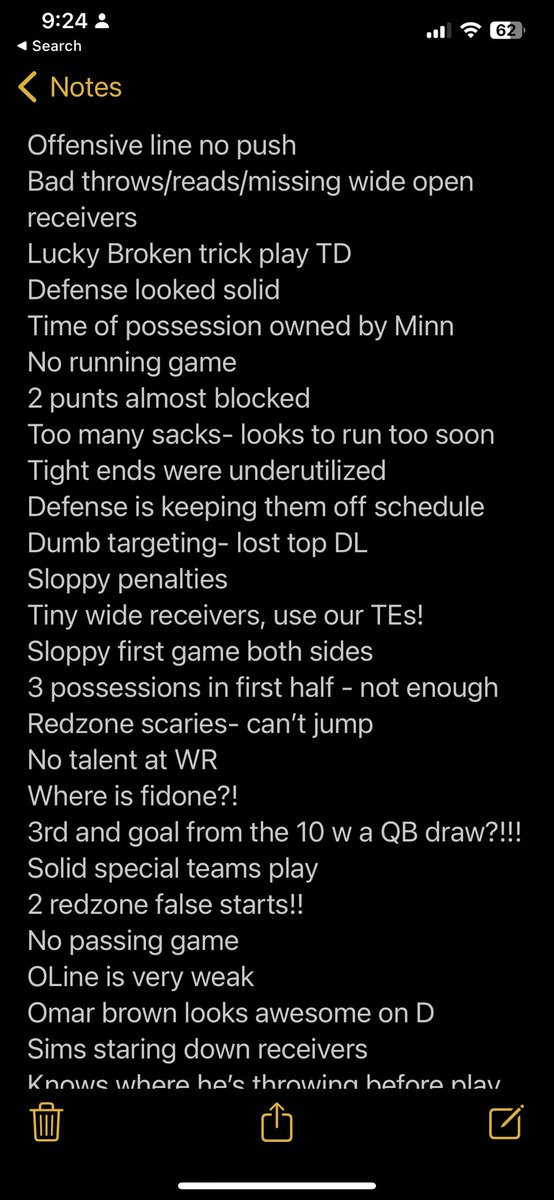 Sttaylor28's tweet photo. I’m so happy CFB is back I swear #Huskers https://t.co/zXyyIW9OjL