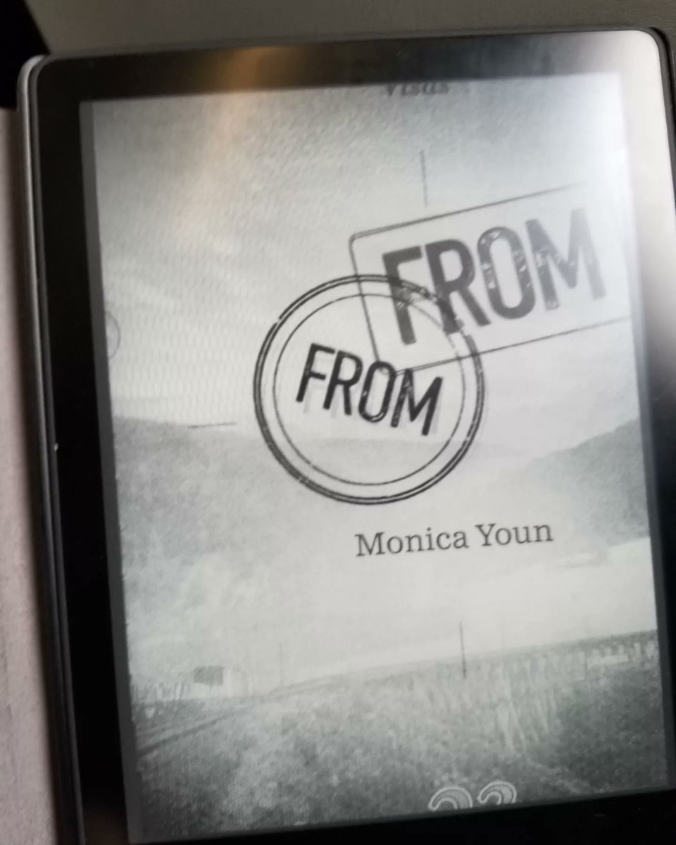 susanmariescavo's tweet image. Sealey Challenge Day 31

From From by Monica Youn

&quot;A magpie flies overhead, and for a second you see a police car, white doors
ooen, dragging behind it the long shadow of the road.&quot;

@thesealeychallenge @graywolfpress
@monsteryoun #theSealeyChallenge #theSealeyChallenge2023