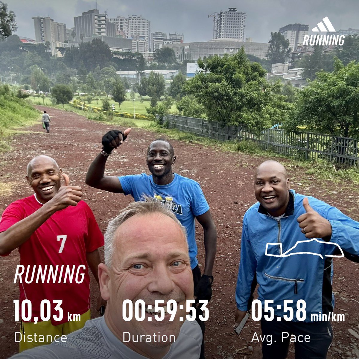 HeddoSiebs's tweet photo. #good to see that we still #candoit #10k #run 🏃🏽 under #1hour 🙌😃 in #addisababa #keepgoing &amp; #stayfit for the @greatethrun in #ethiopia 🙋‍♂️ https://t.co/uAWx9tXz2n