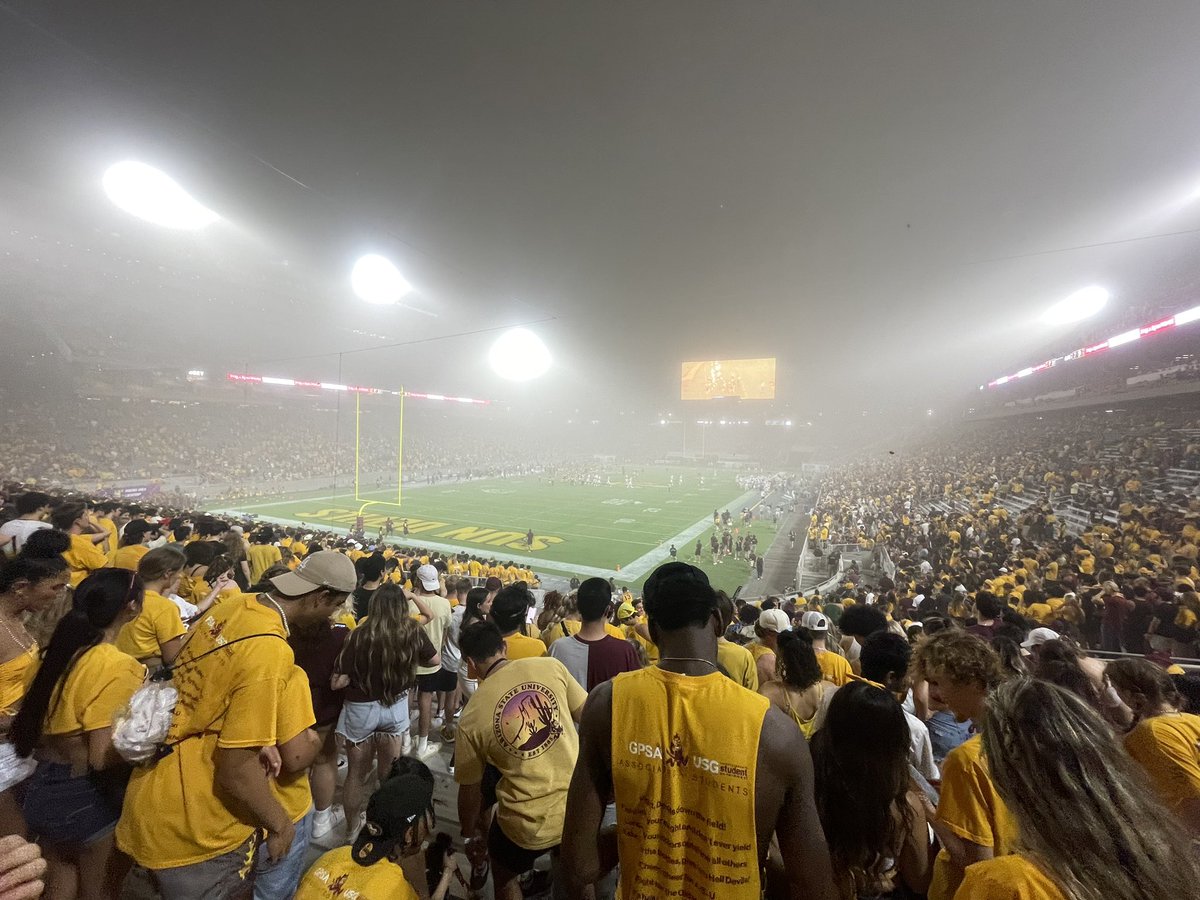 It’s the Valley of the DUST! Major dust storm with 70+ mph gusts rolls through the ASU vs Southern Utah game Thursday night in Tempe. Photo Credit: Griffin Sliva #12news #azwx #beon12 #DustStorm #tempe #ASU #Arizona