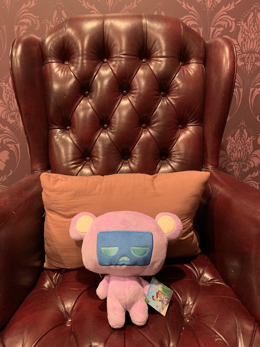 kadejw's tweet photo. step into his office https://t.co/ZJXJ1awvfd
