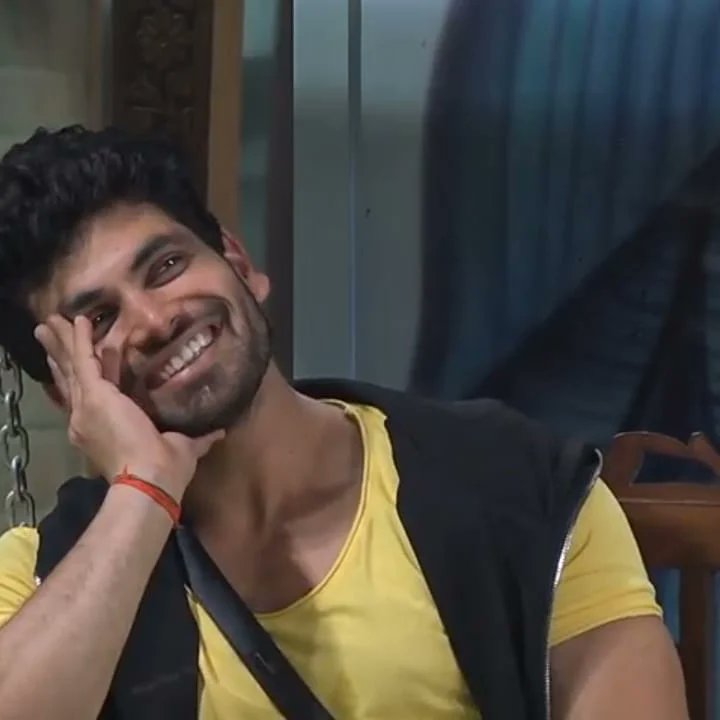 4 years to historic winner of #BBMarathi and that spirit of hardwork and ambitions on his face says a lot about what he has achieved in this year's.

#ShivThakare #ShivThakareInKKK13 
#ShivSquad #ShivKiSena #BiggBoss