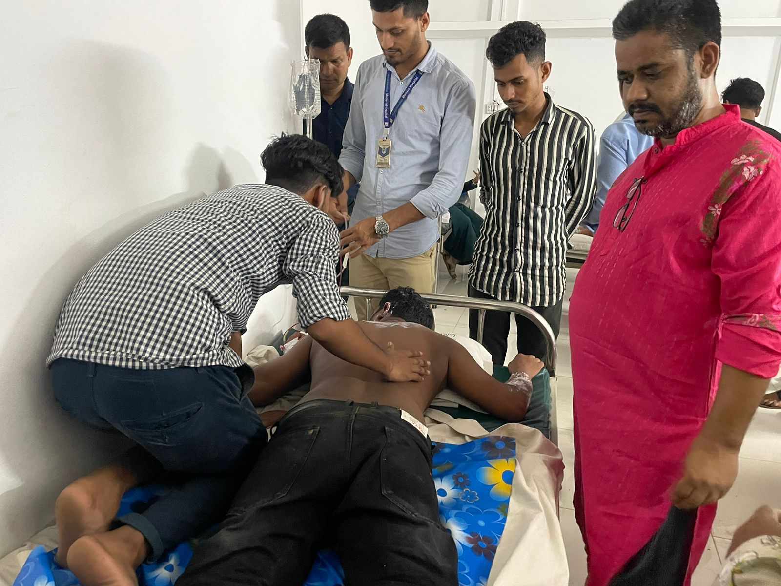 কালিয়াকৈরে গিয়ে বিদুৎস্পষ্টে আহত ৬,নিখোজ ১