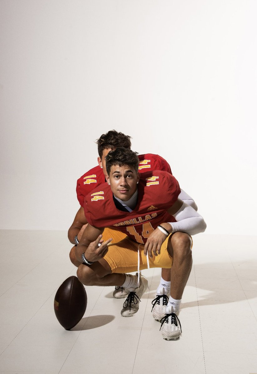 1-0, love this team #AGTG