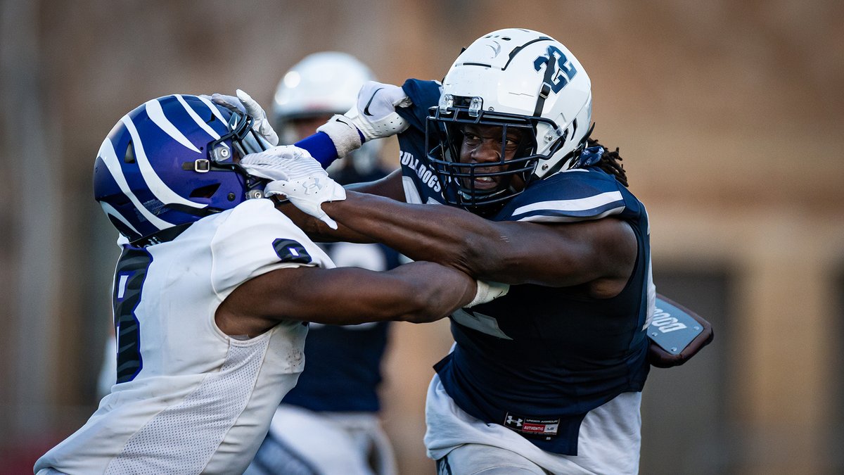 SWOSUAthletics's tweet photo. .@SWOSUFootball was kept in check by No. 8 Ouachita on Thursday night in the season opener. 

RECAP🏈⤵️
https://t.co/Z6CvADcaJa

#BlueCollar https://t.co/zf36mTWU7o