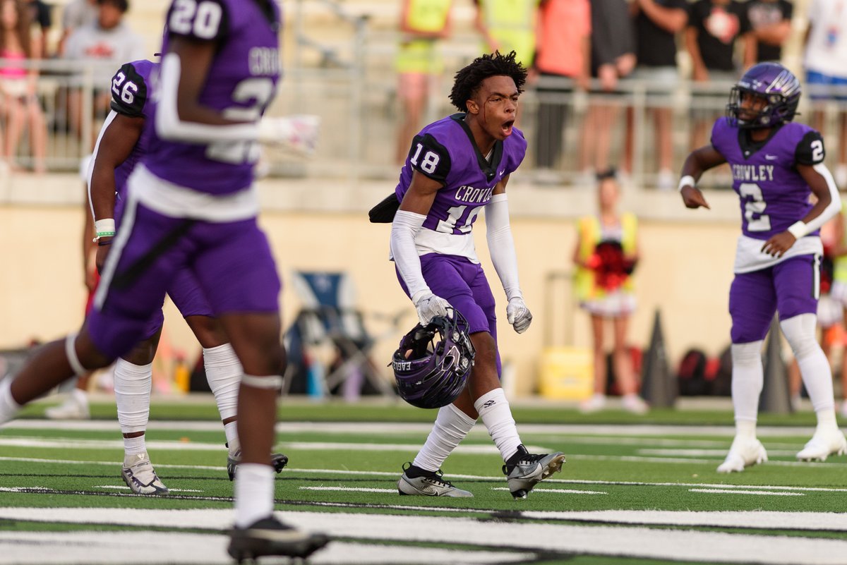 CowtownImages's tweet photo. Nothin but Eagles...

Link - https://t.co/0VLemnNUxG

@crowley_isd, @crowleyhighschool, @CTownEaglesFB

#crowleyprideunified, #nikonnofilter, #nikonsports, #football, #highschoolfootball, #fridaynightlights, #texasfootball, #fortworthphotographer, #texashighschoolfootball https://t.co/cvJjzighC9