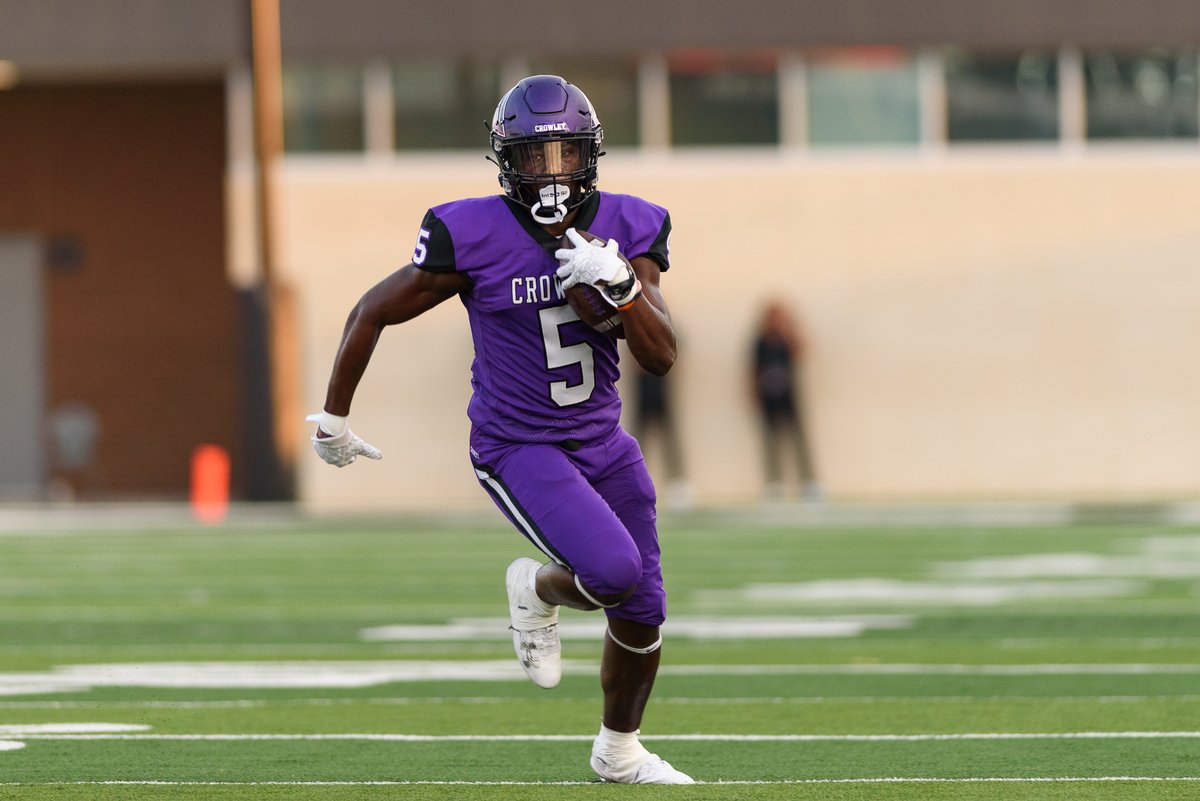 CowtownImages's tweet photo. Nothin but Eagles...

Link - https://t.co/0VLemnNUxG

@crowley_isd, @crowleyhighschool, @CTownEaglesFB

#crowleyprideunified, #nikonnofilter, #nikonsports, #football, #highschoolfootball, #fridaynightlights, #texasfootball, #fortworthphotographer, #texashighschoolfootball https://t.co/cvJjzighC9