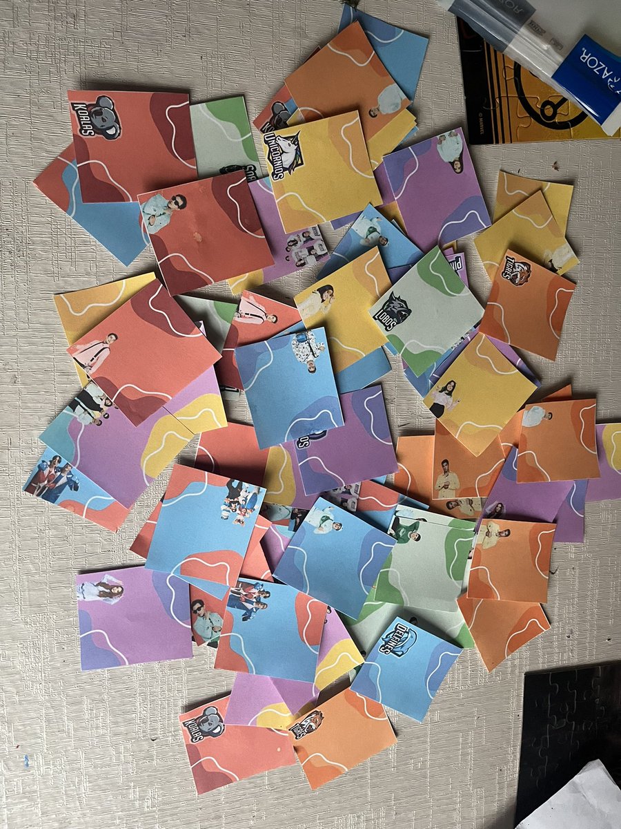 Cuando valla a entrar a la prepa no dire nada pero habrá señales 
Me hice unos posticks de sk 🥹