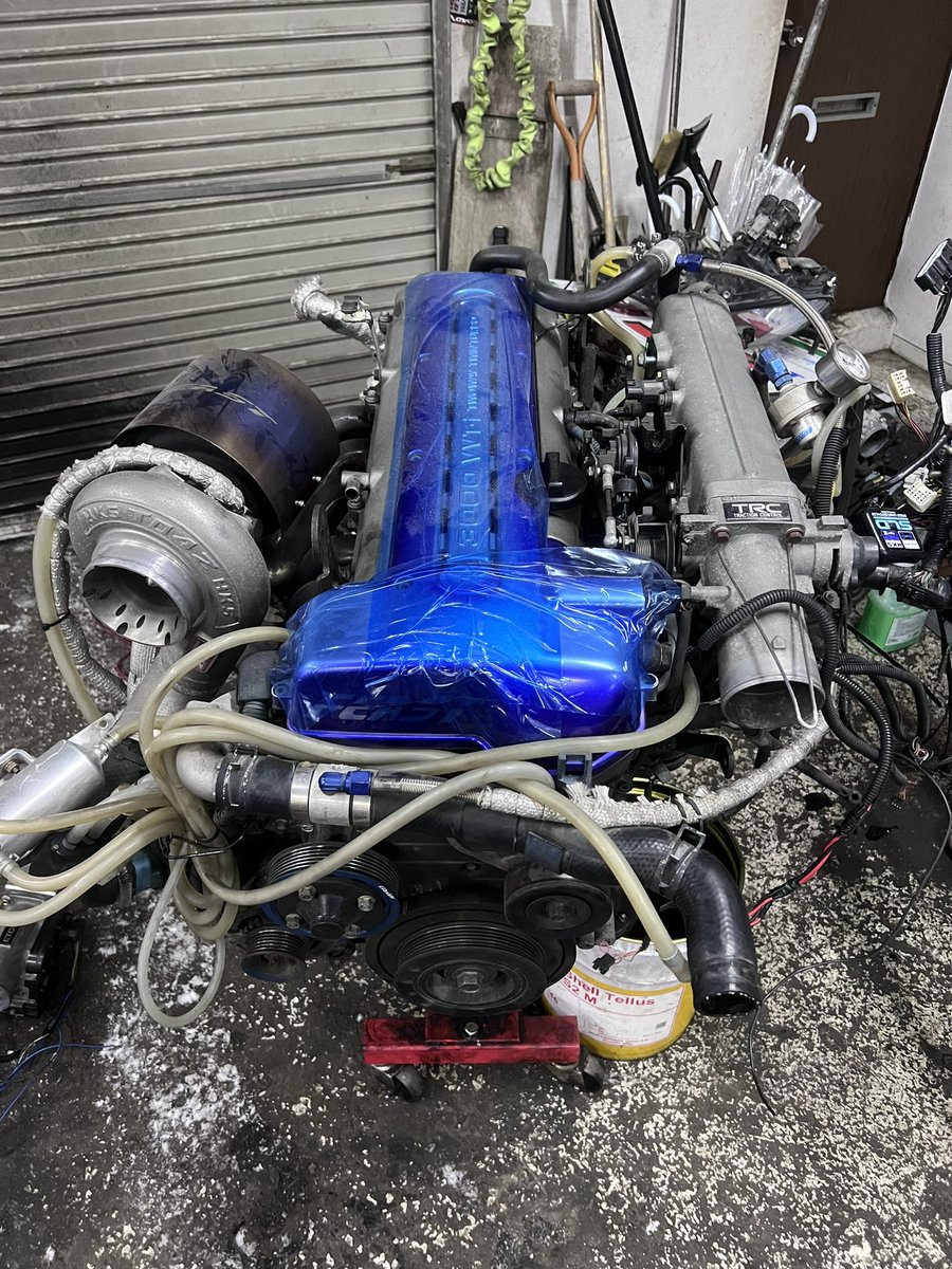 gin348's tweet photo. 誰かフルセットで150万で買わない？？
161アリストの2JZ
実働ドラッグ仕様16アリストから降ろした。
動作は確認してから降ろしたよ！

けど、車両ごとこのまま買ったから
どこまでのエンジンかは不明
800馬力くらいで出てたとは聞いてるけど、、 https://t.co/ZlTQQrr6ED