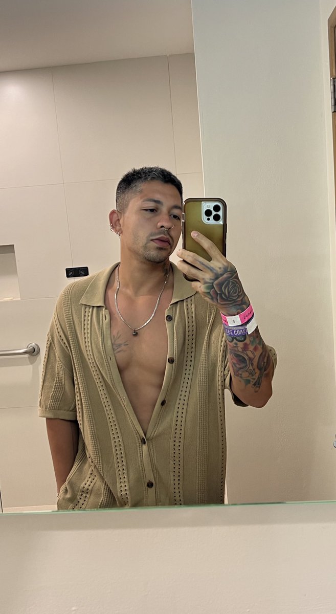 gi castro (@giivel) on Twitter photo 