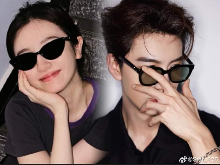 Leonor14707575's tweet photo. Beautiful glasses of our boss Chen's husband and wife🕶️ 🍊🍐🧸✨️♥️
#LiLandi
#chenxingxu
#NiuDi https://t.co/APClH7aCje