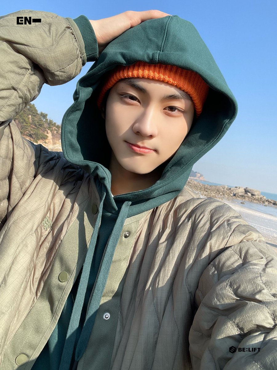 enhypenweverse's tweet photo. [PHOTO] 230901

Pick your Today's ENHYPEN : August collection 💖💚💙💛💜

(1/7)

@ENHYPEN_members @ENHYPEN #ENHYPEN #엔하이픈 #JUNGWON #정원 https://t.co/gf6uJlGz9n