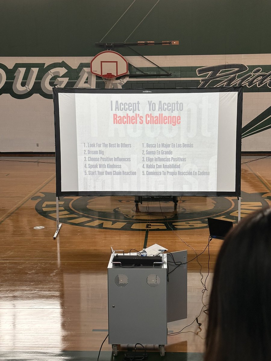 Elizabeth Alvarez tweet media