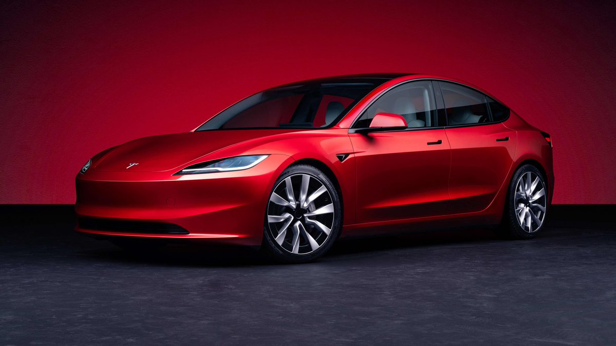TeslaIL1's tweet photo. תתחדשו!
המודל 3 המחודשת של טסלה הושקה הלילה באופן רשמי, עם עיצוב מעודכן, טווח משופר, מושבים קדמיים מקוררים, תאורת אווירה, מסך אחורי ועוד מגוון שיפורים, קטנים וגדולים! https://t.co/aPKqGqhGDY