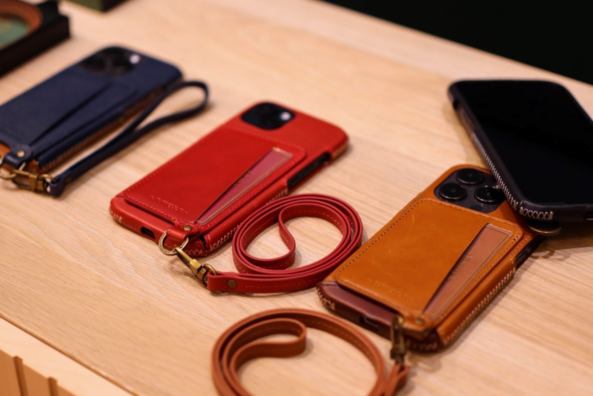 croyllc's tweet photo. iPhone13、iPhone14、そして次なるiPhone1....

クロスステッチが美しい革職人がハンドメイドで制作したアイフォンフルカバーレザーケース

https://t.co/6SgfPi6bot

#iPhone14 #iPhone14pro #iPhone14ProMax #iPhone14plus #iPhone13 #iPhone13Pro #iPhone13ProMax #アイフォンケース #レザー https://t.co/ICSXzQrpMV